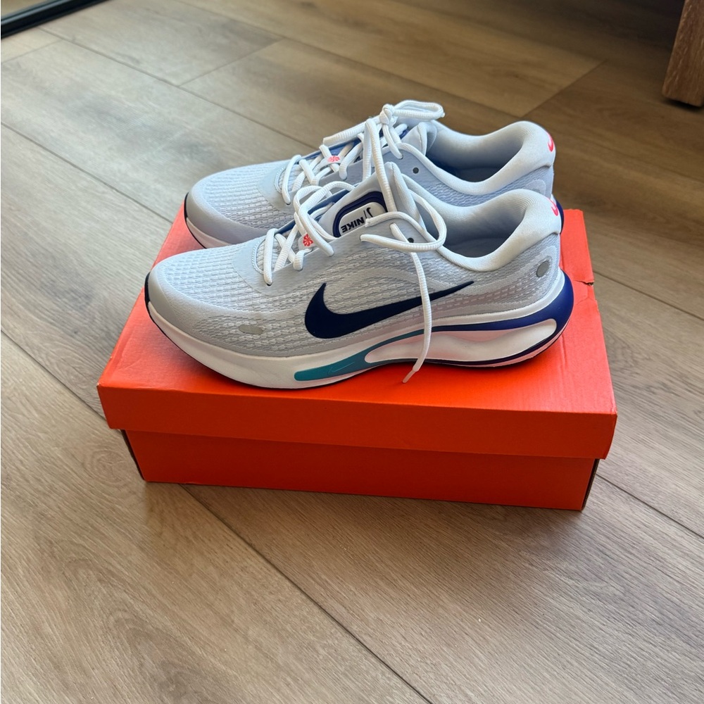Nike Journey Run - Picture 5 of 5